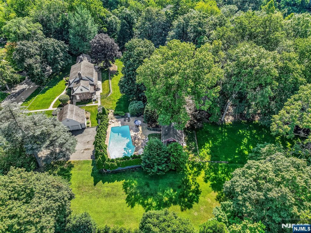 1 Carlyle Place - Photo 3