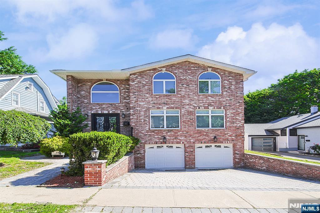 897 Virgil Avenue - Photo 1