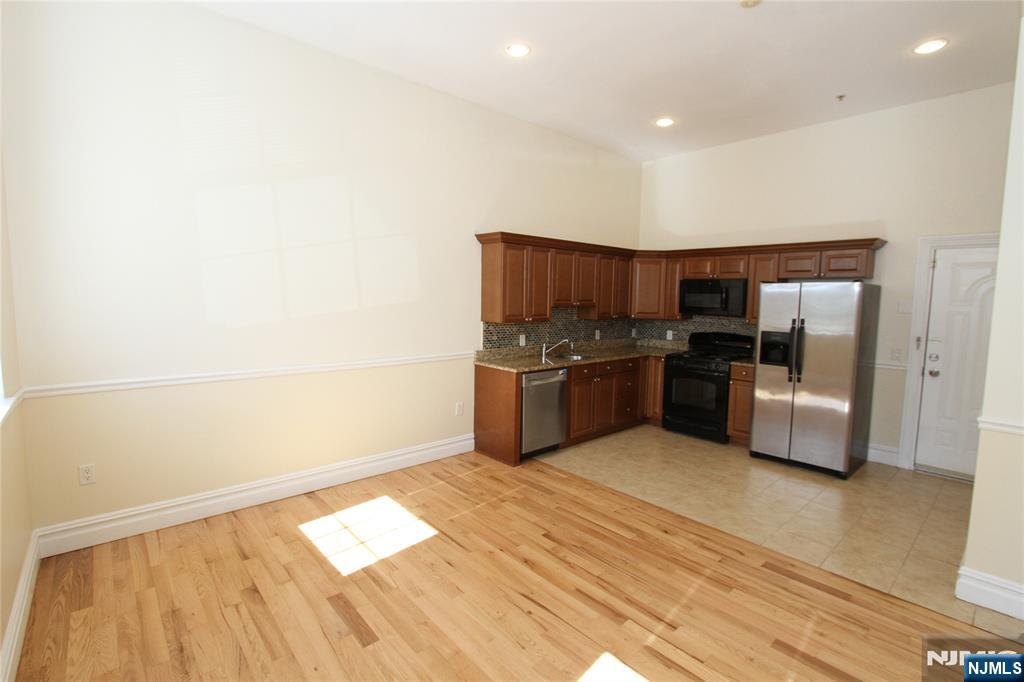 1 John Street 5 - Photo 5