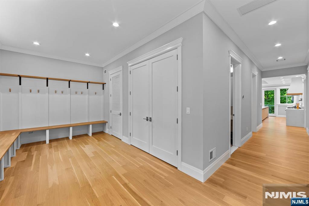 468 Lydecker Street — photo 28