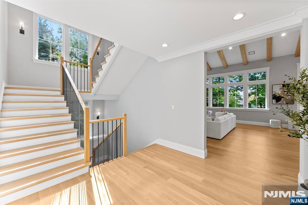 468 Lydecker Street — photo 36