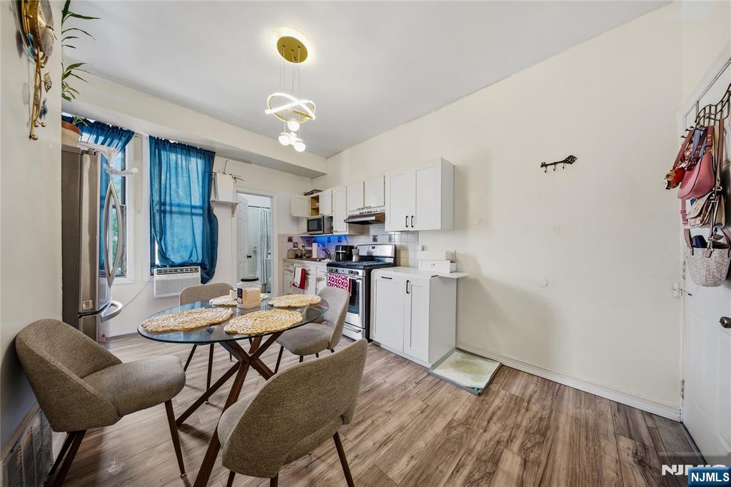 326 32nd Street - Photo 3