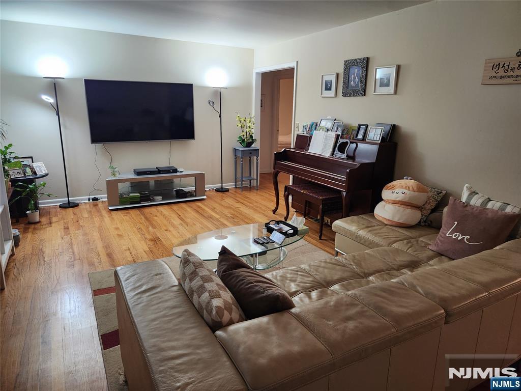 76 Prospect Street - Photo 3