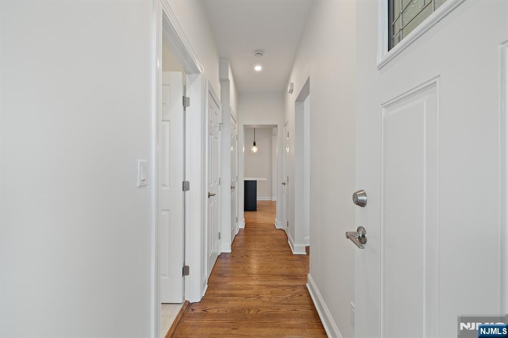 172 Boiling Springs Avenue - Photo 3