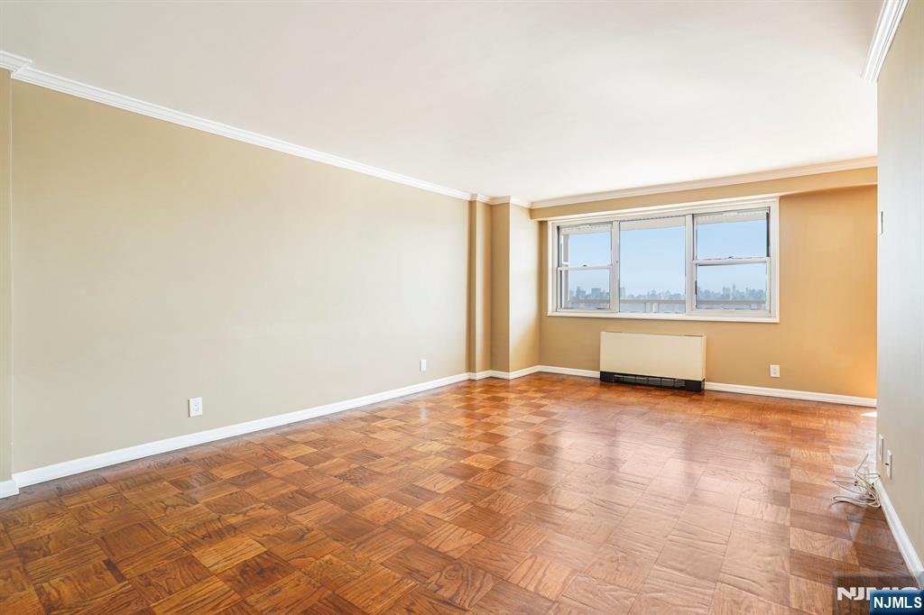 6600 Boulevard East 17 N - Photo 3