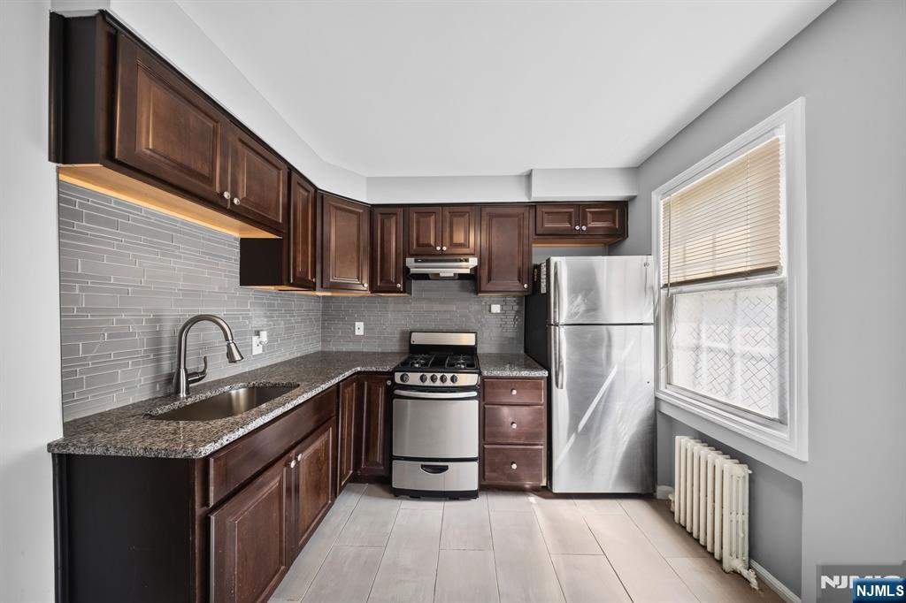 251 Elmwood Avenue - Photo 5