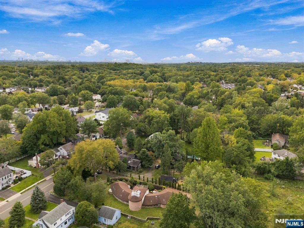 Photo 3 of Single family home for sale at 387 Spring Valley Rd, Paramus, NJ 07652 | MLS# 26035933 | Listing updated on 2026-09-30