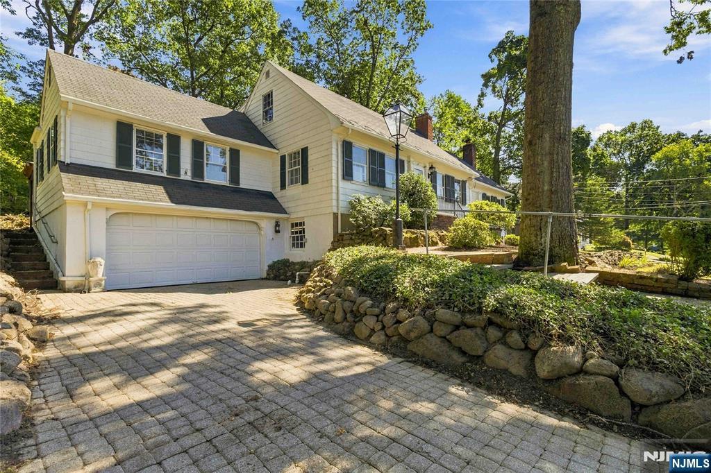 Photo 1 of Single family home for sale at 51 Valley View Ter, Wayne, NJ 07470 | MLS# 26035942 | Listing updated on 2026-09-22
