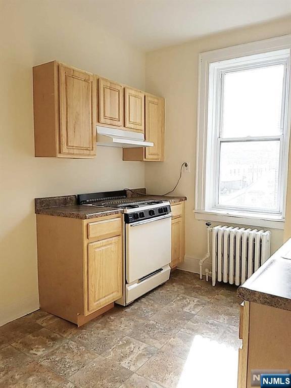 411 Highland Avenue C3 - Photo 3