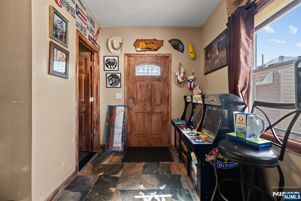 39-41 Richmond Avenue - Photo 4