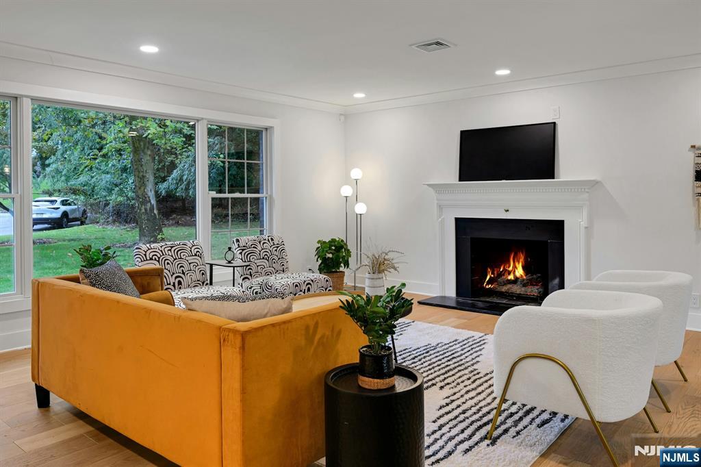 9 Crestview Court - Photo 5