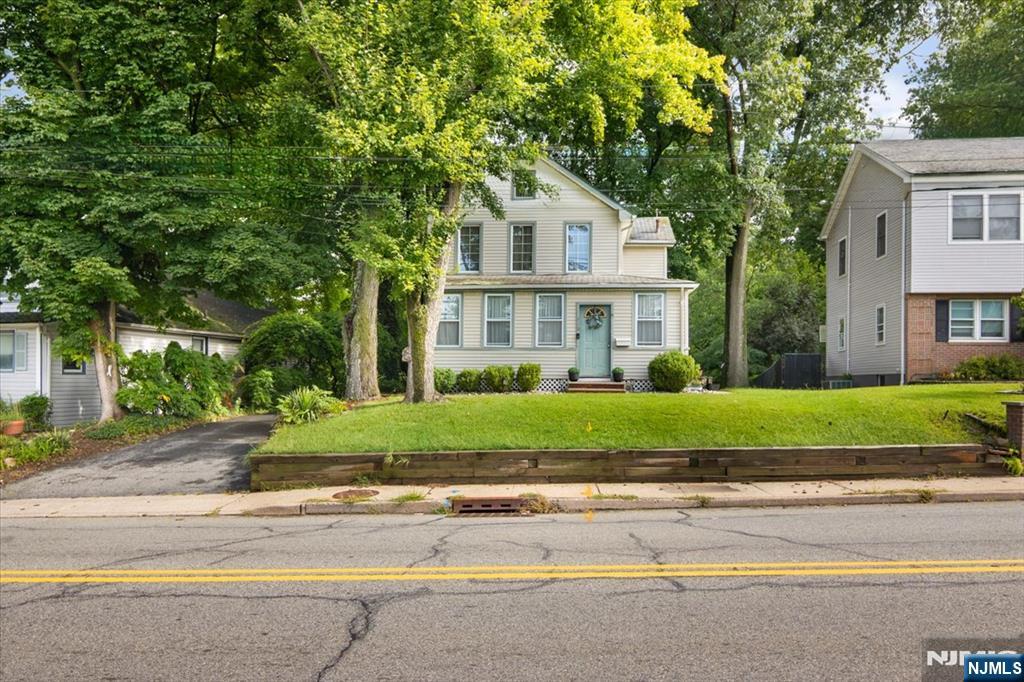 113 Harrison Avenue - Photo 3