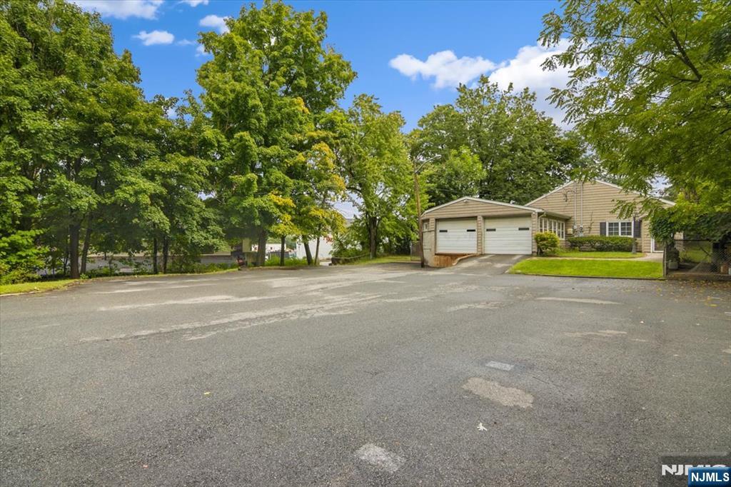 113 Harrison Avenue - Photo 4