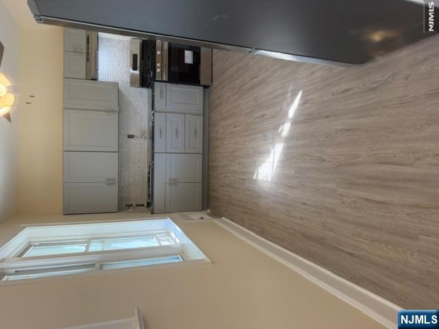474 Broad Street - Photo 1