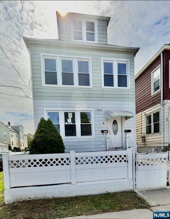 41 Knapp Avenue 2 - Photo 1