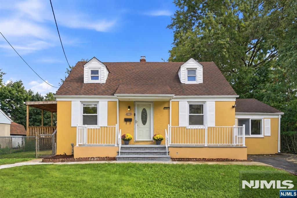Photo 1 of Single family home for sale at 50 Heather Ln, Roselle, NJ 07203 | MLS# 26035972 | Listing updated on 2026-10-08