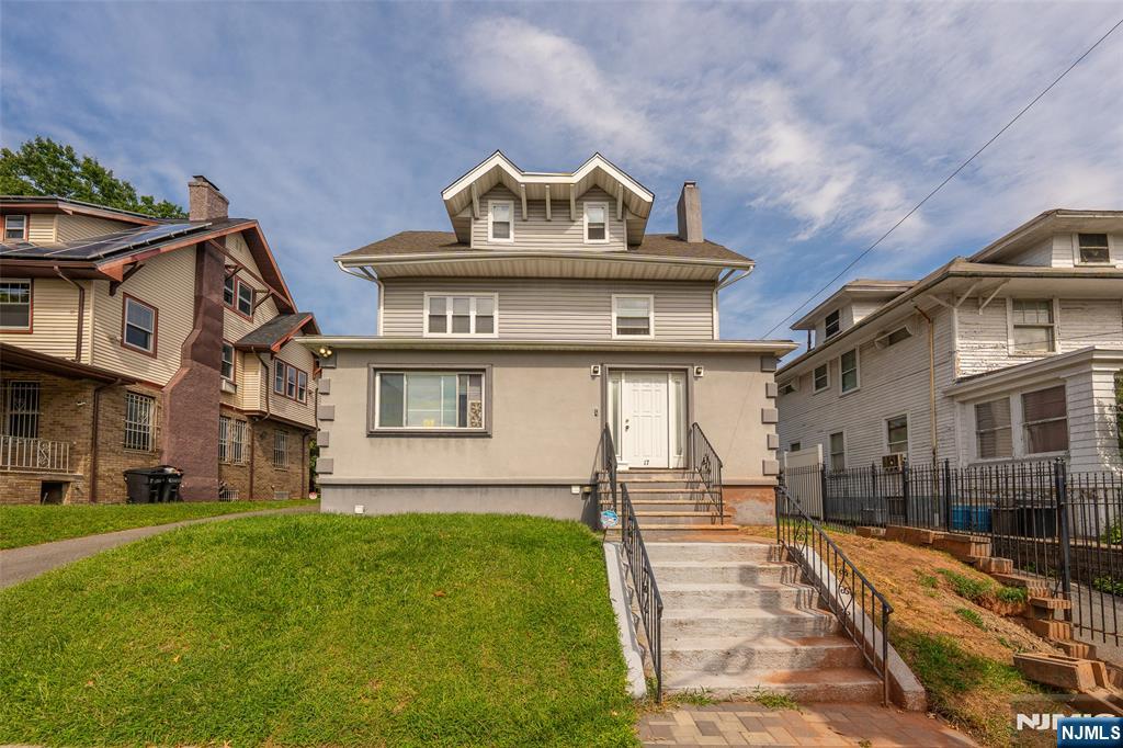 17-19 Porter Avenue - Photo 2