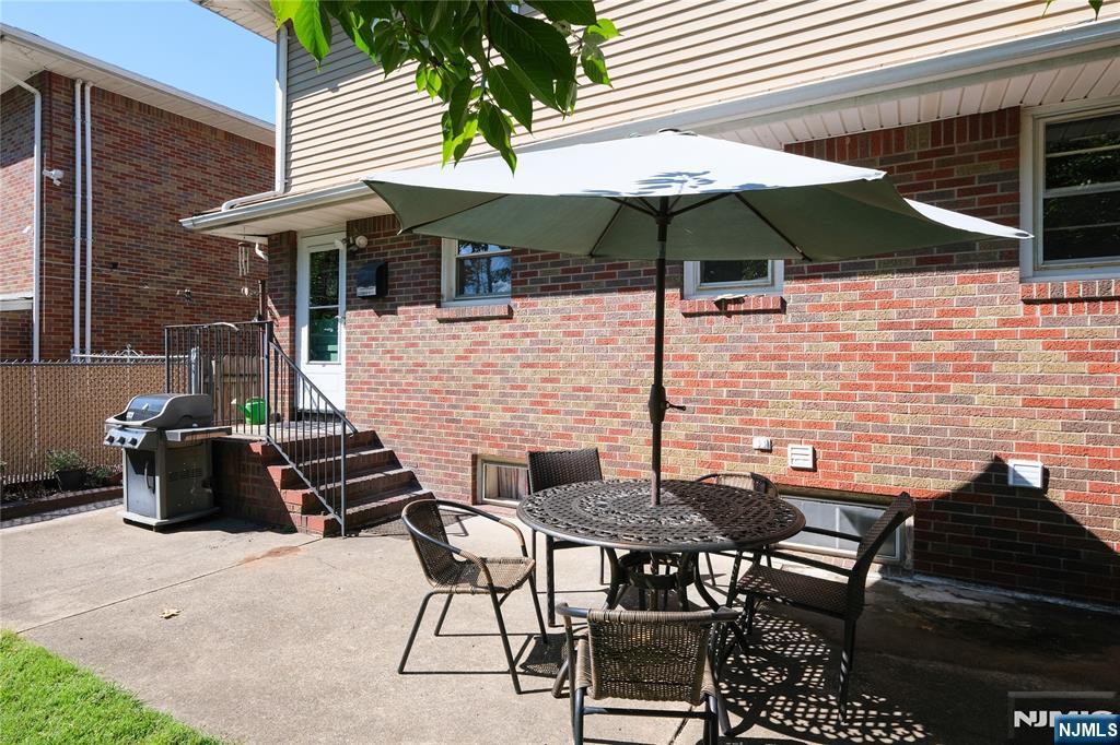 34 Cottage Place
