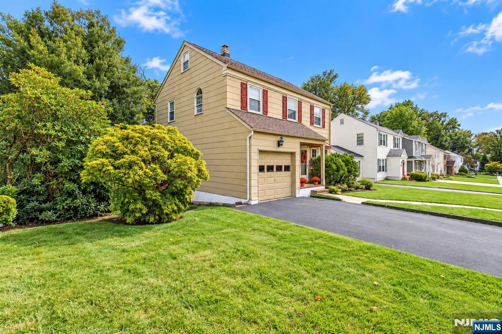 32 Stanley Avenue - Photo 3
