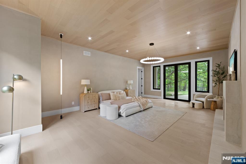 809 Shore Drive — photo 14