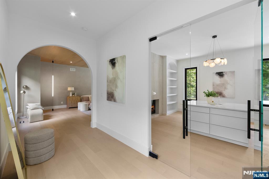 809 Shore Drive — photo 21