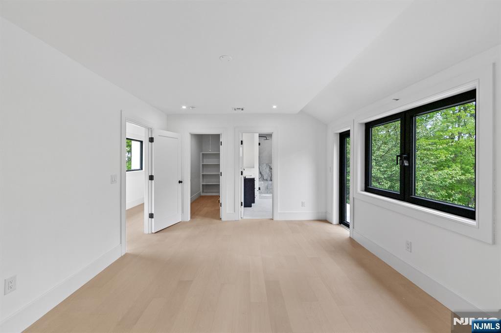 809 Shore Drive — photo 27