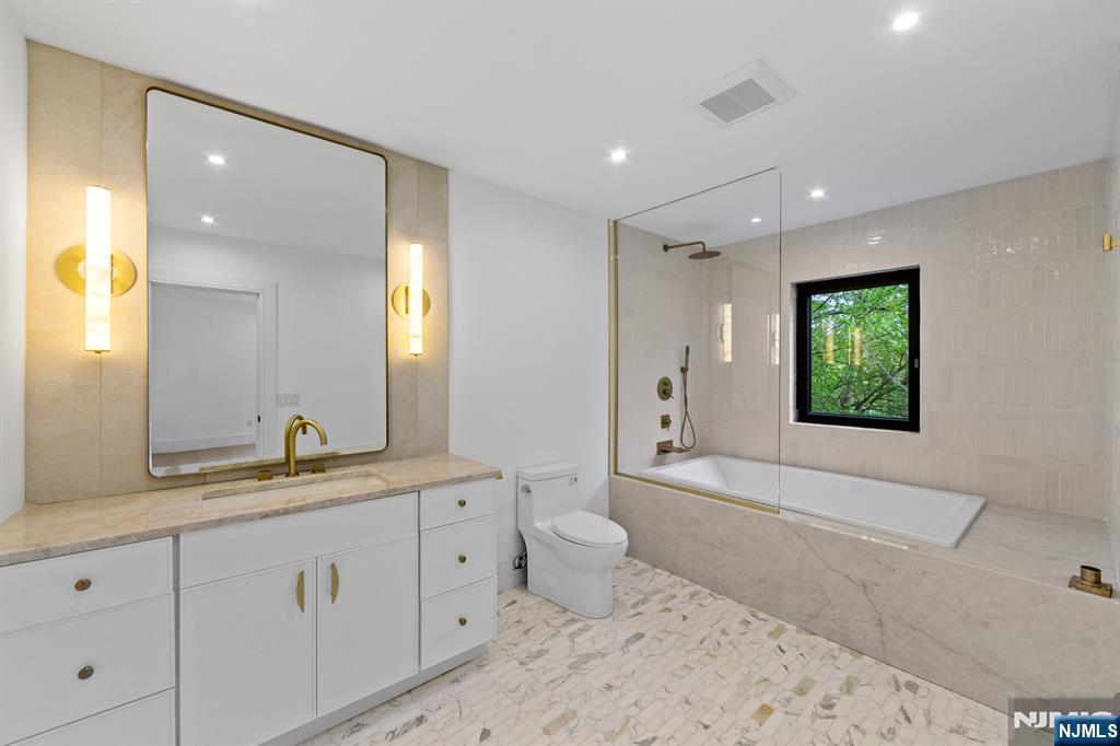 809 Shore Drive — photo 31