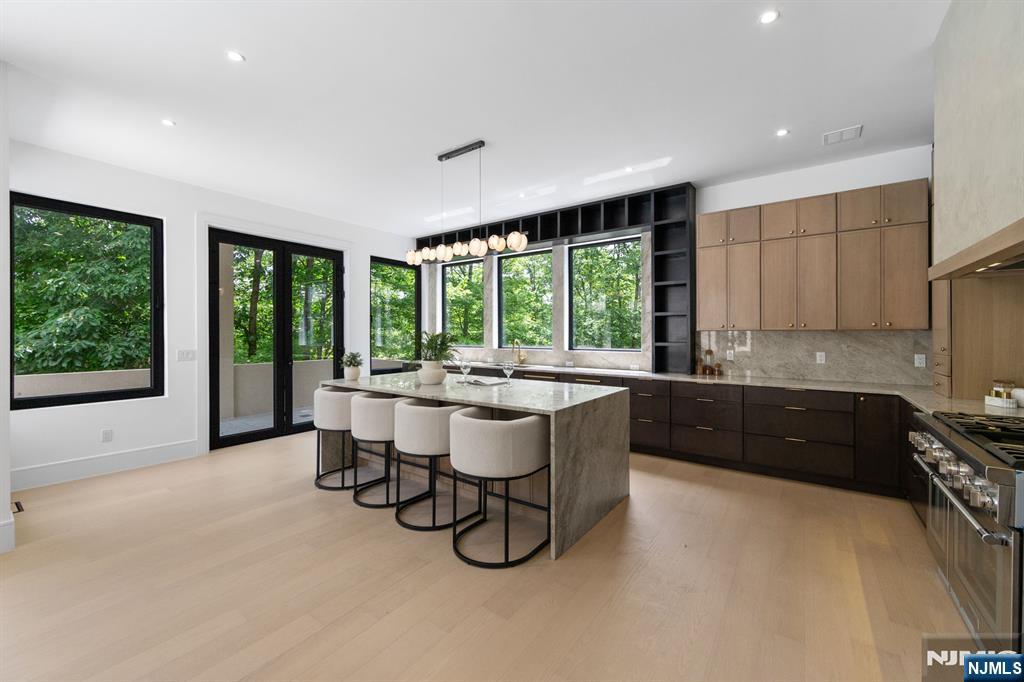 809 Shore Drive — photo 10