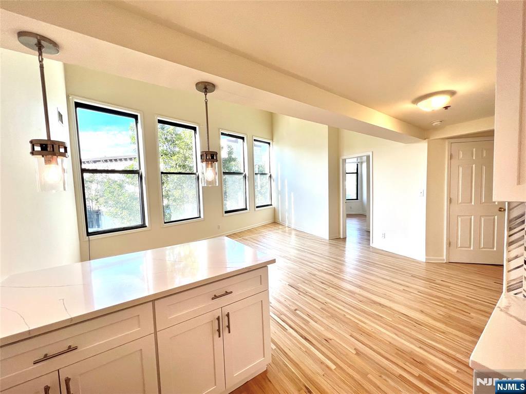 9 Park Avenue 2B - Photo 2