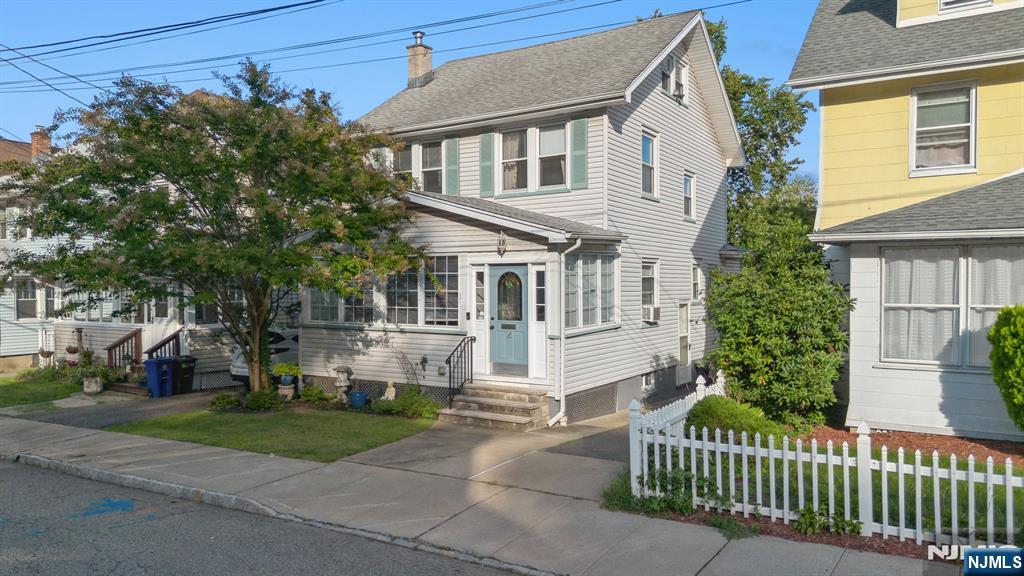 4 Park Drive - Photo 1