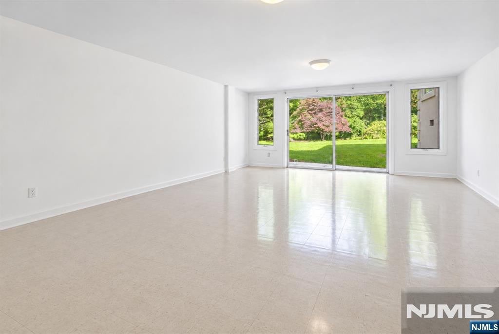 19 Scott Court — photo 31