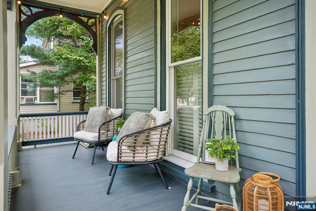 Photo 4 of Sale Pending at 46 Monroe Pl, Bloomfield, NJ 07003 | MLS# 26036038 | Listing updated on 2026-10-02