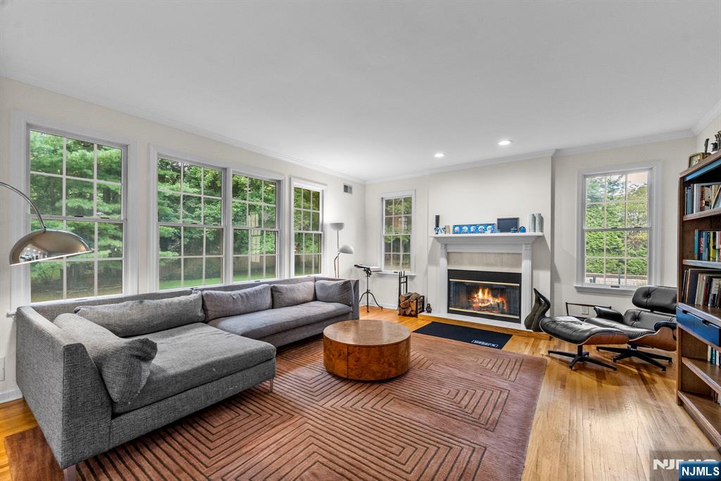 8 Ashland Street