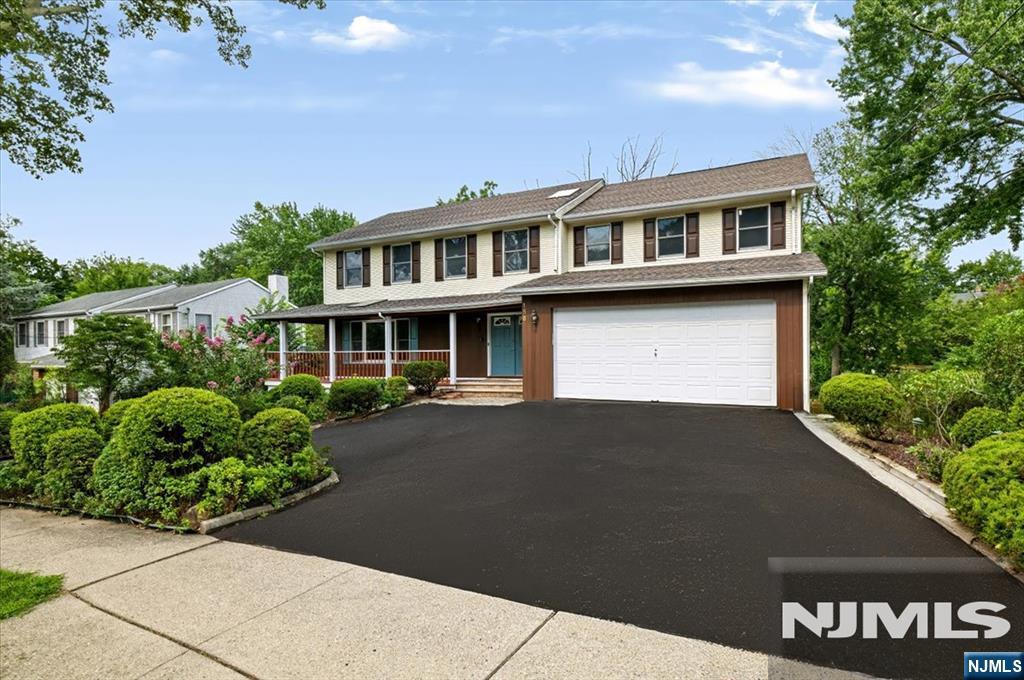 Photo 3 of Single family home for sale at 156 River Rd, New Milford, NJ 07646 | MLS# 26036045 | Listing updated on 2026-10-07