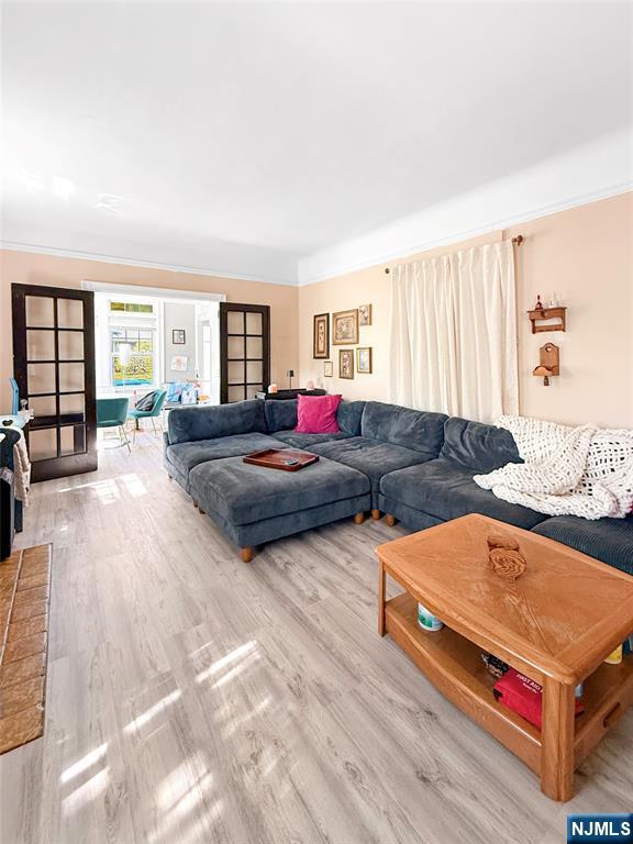 818 Summit Avenue 1 - Photo 3