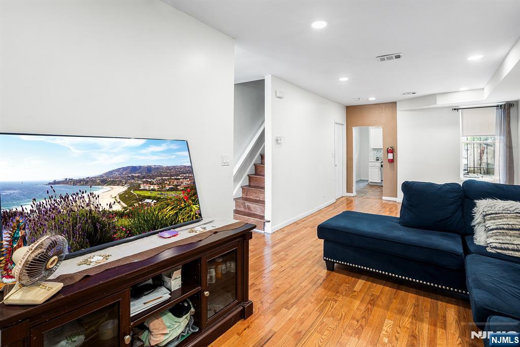 37 Emmet Street - Photo 5