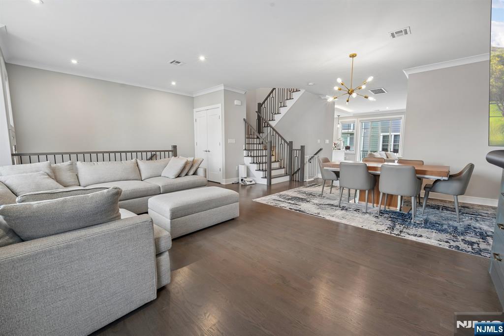 23 Legion Drive 302 - Photo 2