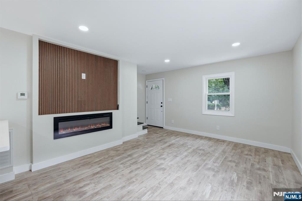 243 15th Street - Photo 4