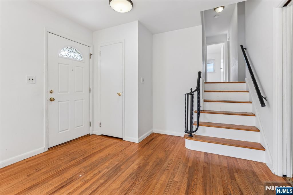 63 Susan Drive - Photo 5