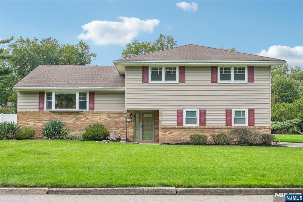 18 Dogwood Lane - Photo 1