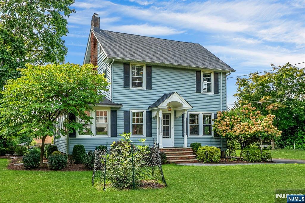 152 Hill Street - Photo 3