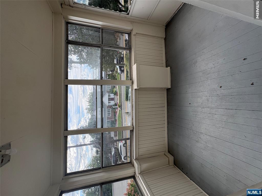 79 Midland Avenue 1 - Photo 4