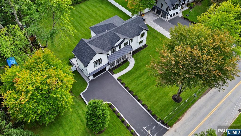 8 Sparrowbush Road - Photo 2