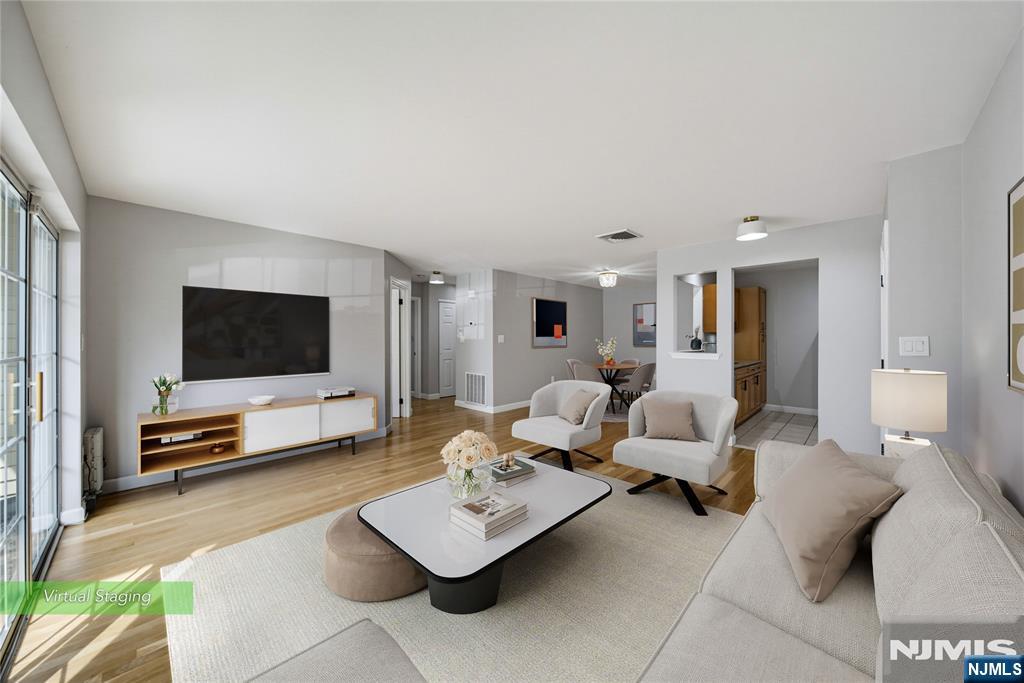 Photo 3 of Condo for sale at 400 Crown Ct #581, Edgewater, NJ 07020 | MLS# 26036153 | Listing updated on 2026-10-16