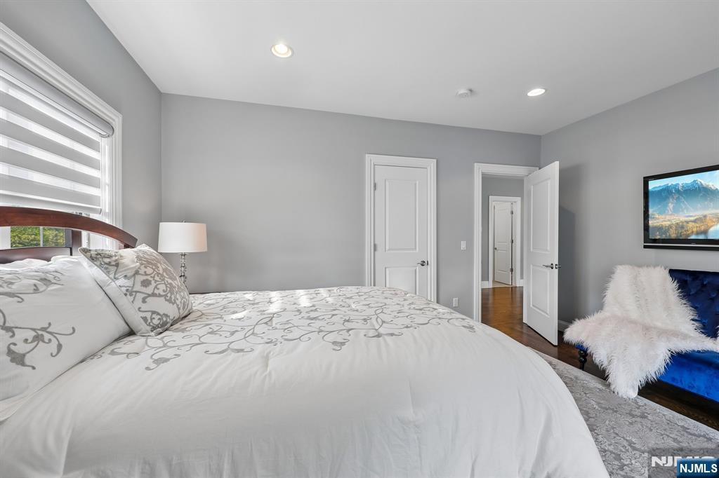 47 Rutgers Street — photo 29