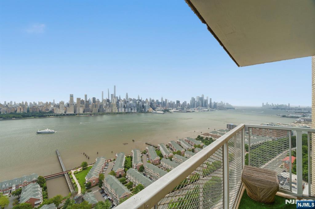 6600 Boulevard East 23D - Photo 5