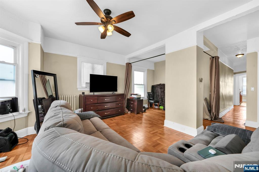 63 Montague Place - Photo 5