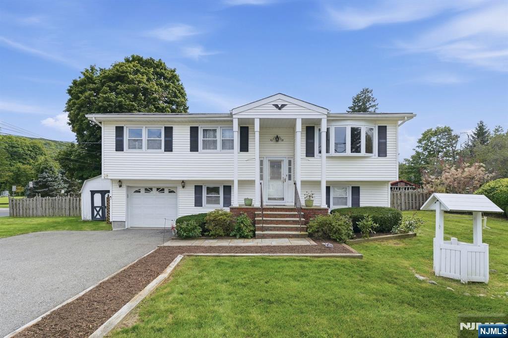 453 Warwick Turnpike - Photo 1