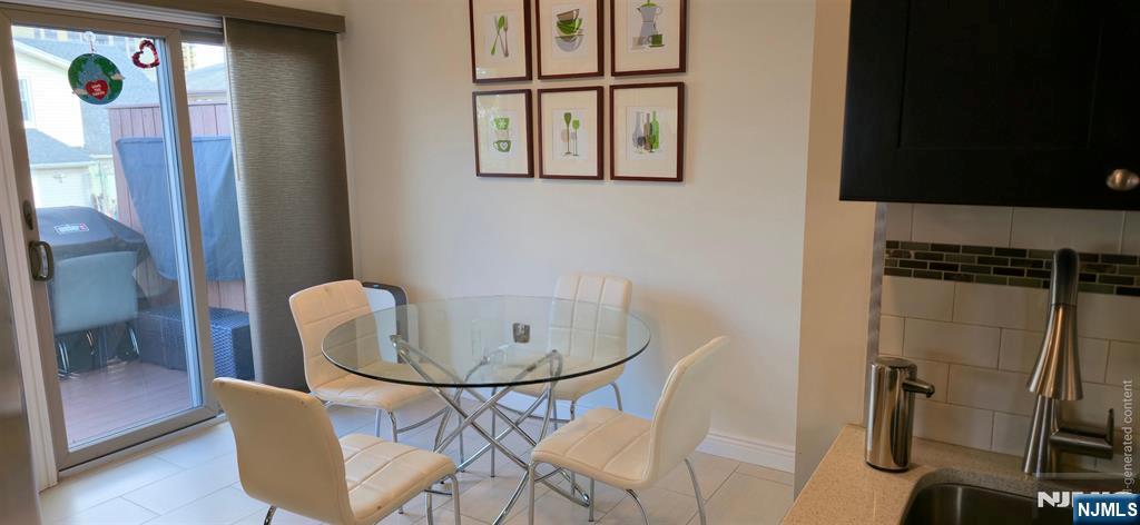 225 Wayne Avenue - Photo 5