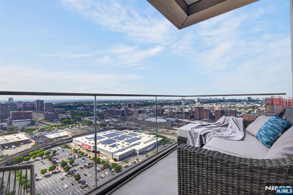 75 Park Lane 2801 - A - Photo 4